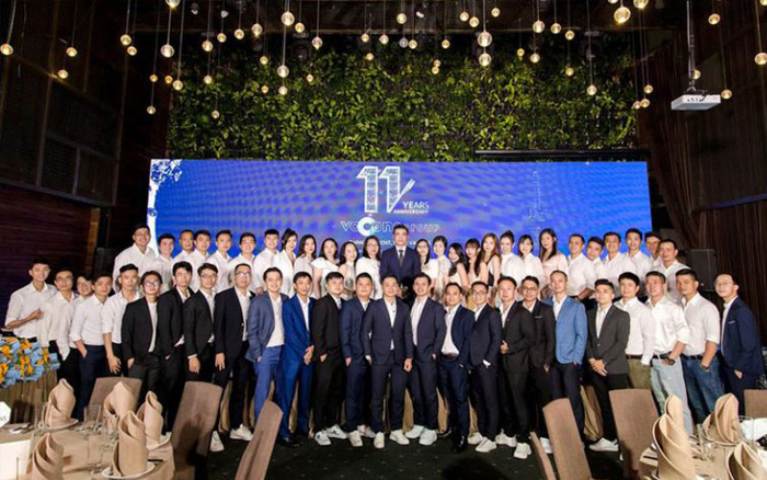 mẫu bàn làm việc đẹp hiện đại